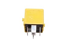 Fuel pump relay control relay