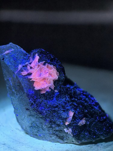 Natural calcite blades - blades, with