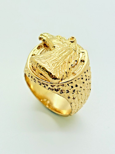 9ct yellow solid gold horse - 9ct,