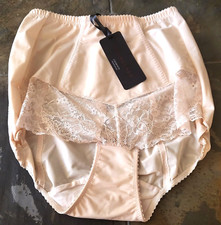 Size 14 (UK) Charnos Hourglass