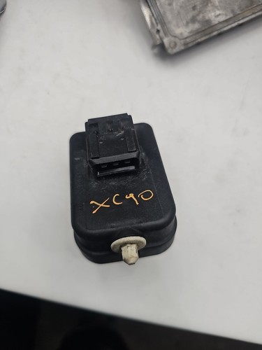 Volvo xc90 mk1 xenon headlight - volvo,