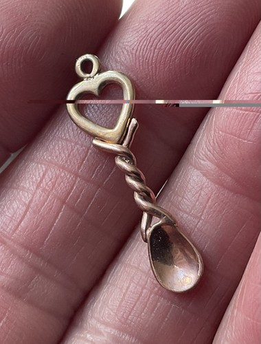 9ct hallmarked welsh - 9ct, rose