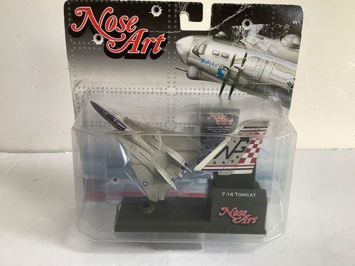 Corgi cs90454 nose art - ,