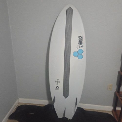 Merrick fish surfboard 0 - fish,