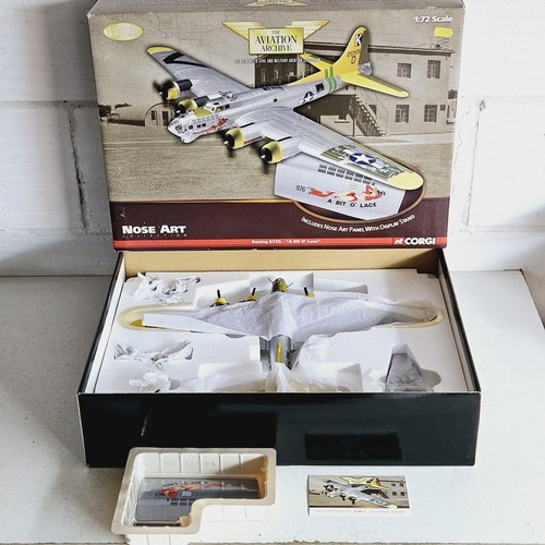 Corgi us33306 boeing b17g - us33306,