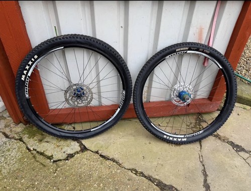 Hope hoops 29er wheels with - hope,