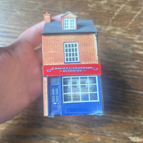 Butchers gauge building - butchers,