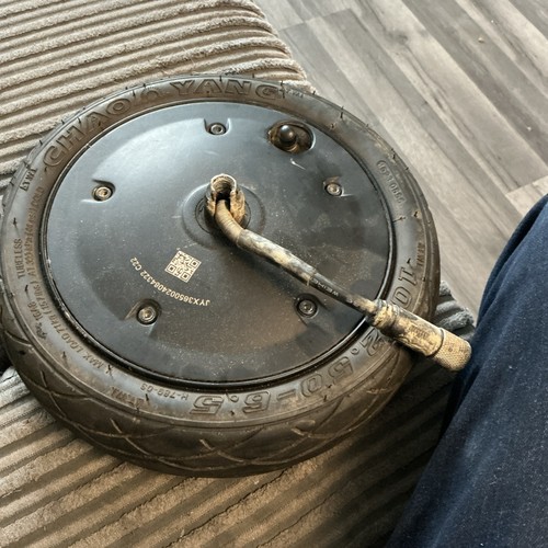 Rear wheel motor tyre - tyre, for