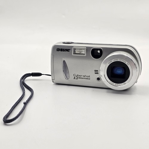 Sony digital camera cybershot - camera,