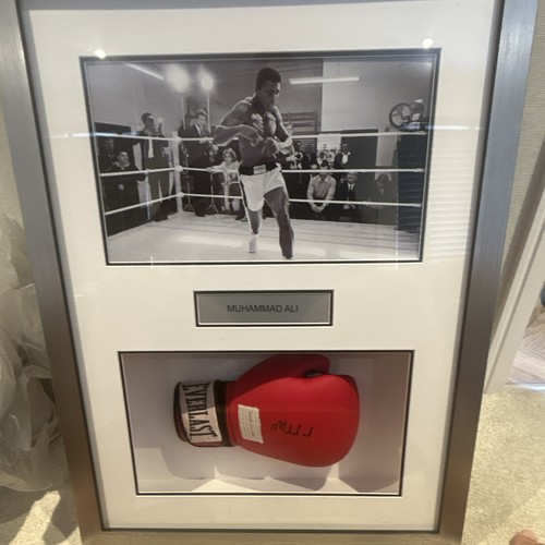 Muhammad ali signed everlast - muhammad,