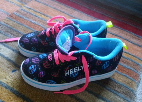 Heelys wheels trainers shoes - heelys,