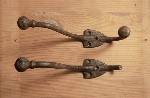 Pair genuine victorian - pair, cast