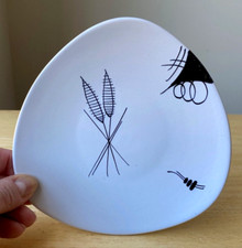 Mid-Century Modern FLORA GOUDA