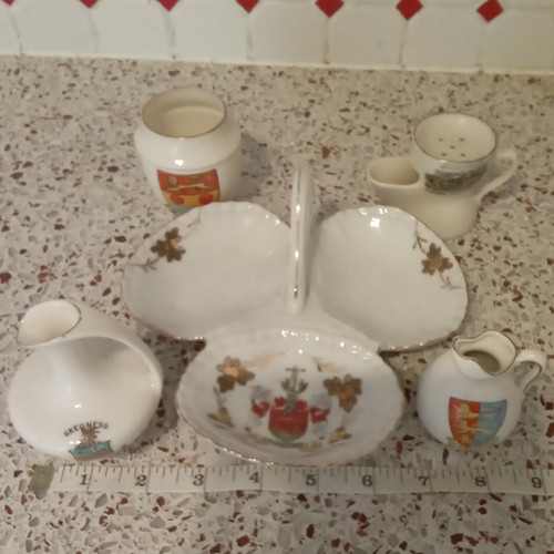 Mixed souvenir crested china - souvenir,