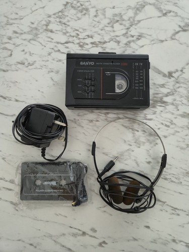 Sanyo walkman model mgr77 - -,