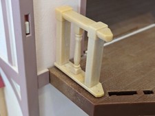 SYLVANIAN FAMILIES - BABBLEBROOK GRANGE SPARES - LEFT BALCONY RAILING