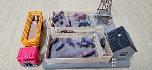 Ahm track side stockyard - track,