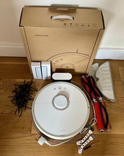 Roborock S502  Robot Vacuum Cleaner with many spares Original box