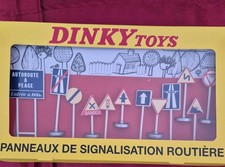 Dinky road signs - road, signs.