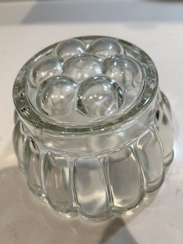 Vintage round pressed glass - pressed,