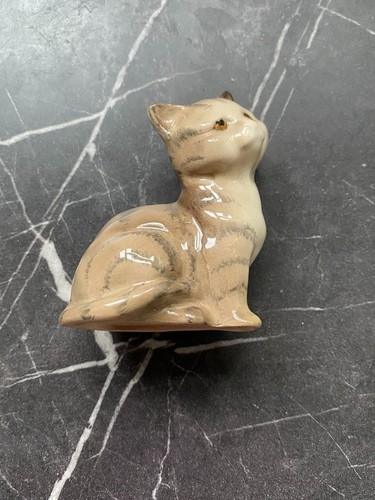 Beswick grey kitten - kitten, figure