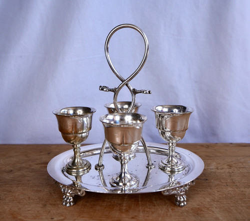 Antique lee wigfull egg cup - lee,