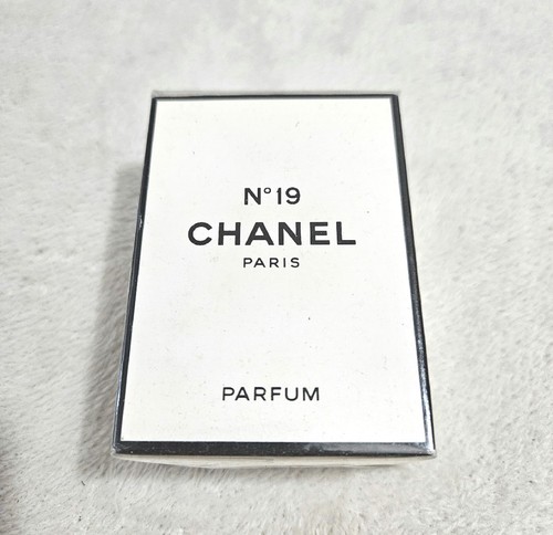 New chanel 19 no - new, no.19