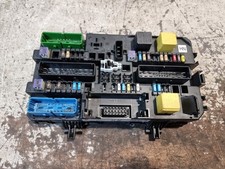 Vauxhall Zafira B Fuse Box Module Unit 1.8 Petrol Manual 2008 A05 OEM 13220829