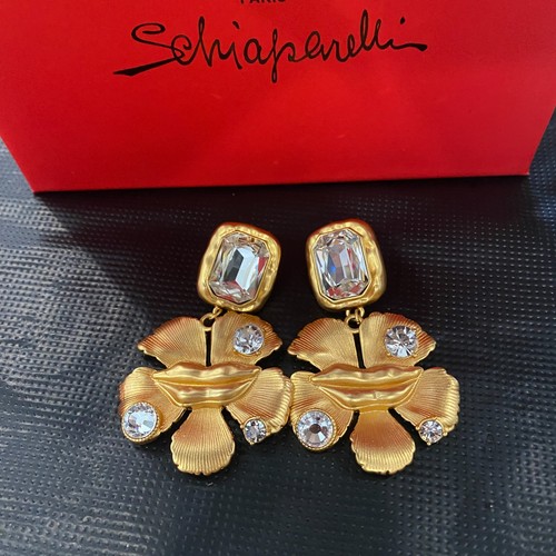 Schiaparelli ginkgo petal lip - petal,