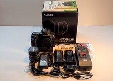 Canon EOS 1D Mark II 8.2MP SLR