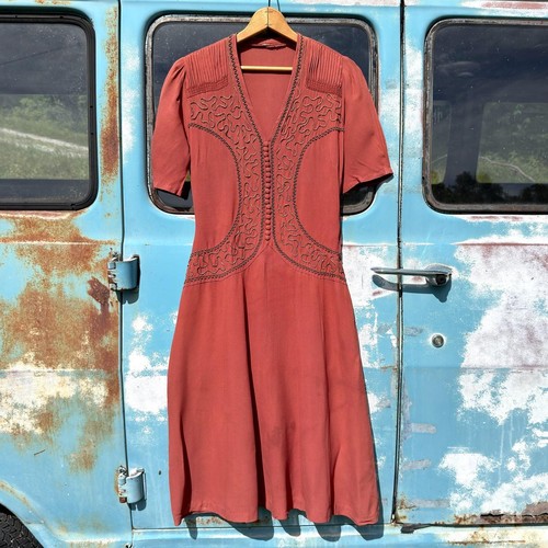 1930s terracotta red rayon