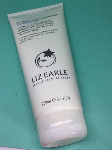 Liz earle botanical - liz,