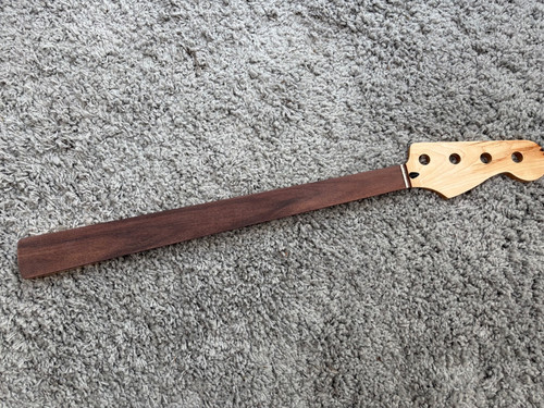 Fretless bass guitar - fretless,