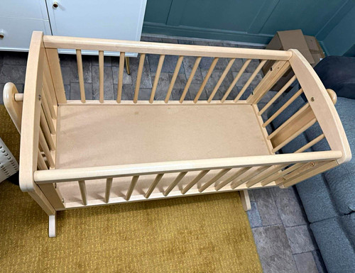 Mothercare swinging crib with