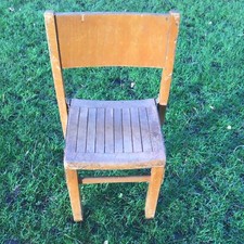 VTG Wooden School Chair Mid