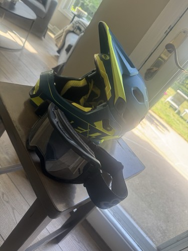 Bell super downhill mtb helmet - mtb,