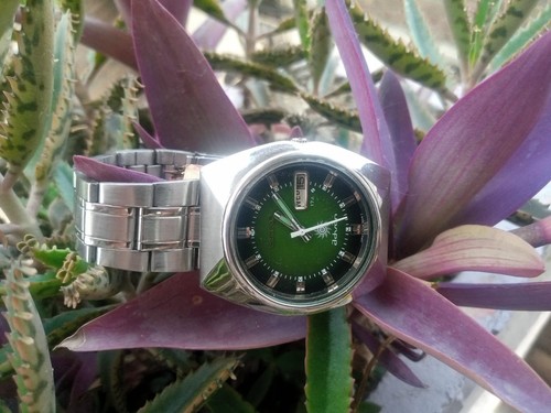 Seiko vintage watch - vintage,