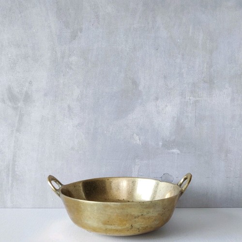 Vintage heavy hand - , brass