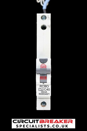 Wylex amp curve - curve, c