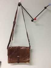 Clarks tan leather shoulder bag