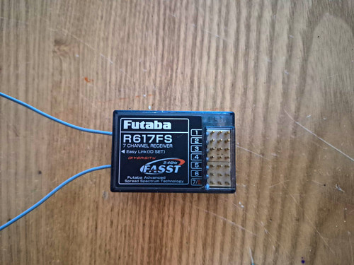 Futaba r617fs channel 4ghz - futaba, 2.4ghz