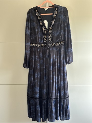 Bnwt monsoon size - 14, navy
