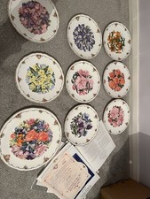 Royal Albert The Queen Mother's Favourite Flowers  Complete Set of 9 plates