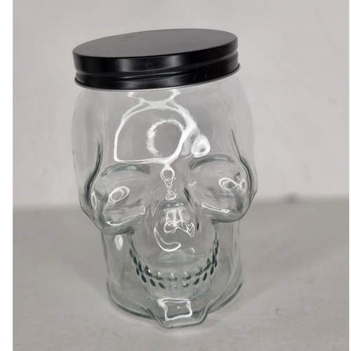 Clear glass skull candy - clear,