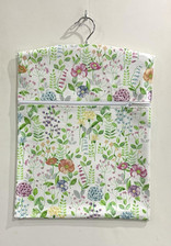 Hand Made Oilcloth Peg / Hanging Storage Bag Zipped 12½" x 16" So Pretty Floral