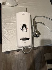 Mira Advance Flex Extra Thermostatic Electric Shower 8.7kW White/Chrome