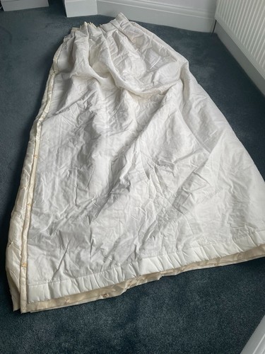 Triple pinch pleat curtain - pinch,