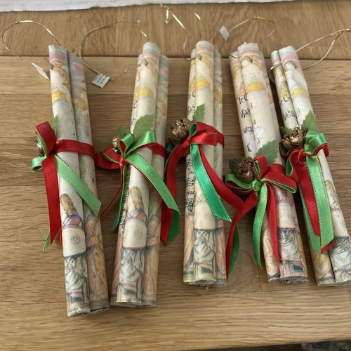 Vintage paper music - 5, scrolls
