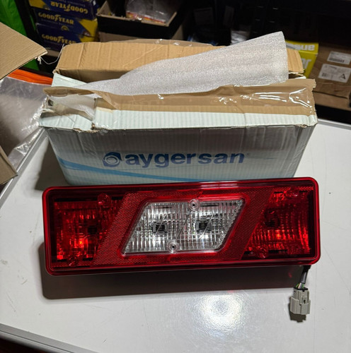 Right rear tail stop - stop, light