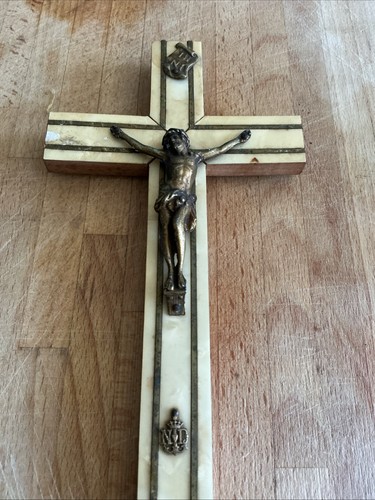 Antique crucifix - antique, in.